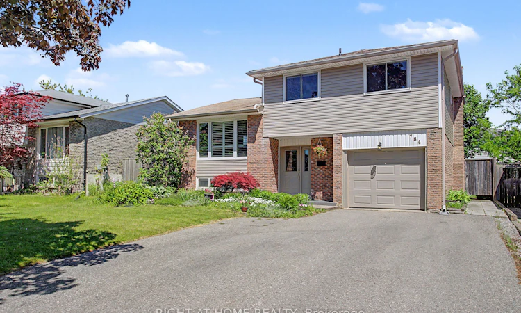 784 Rodney Court
