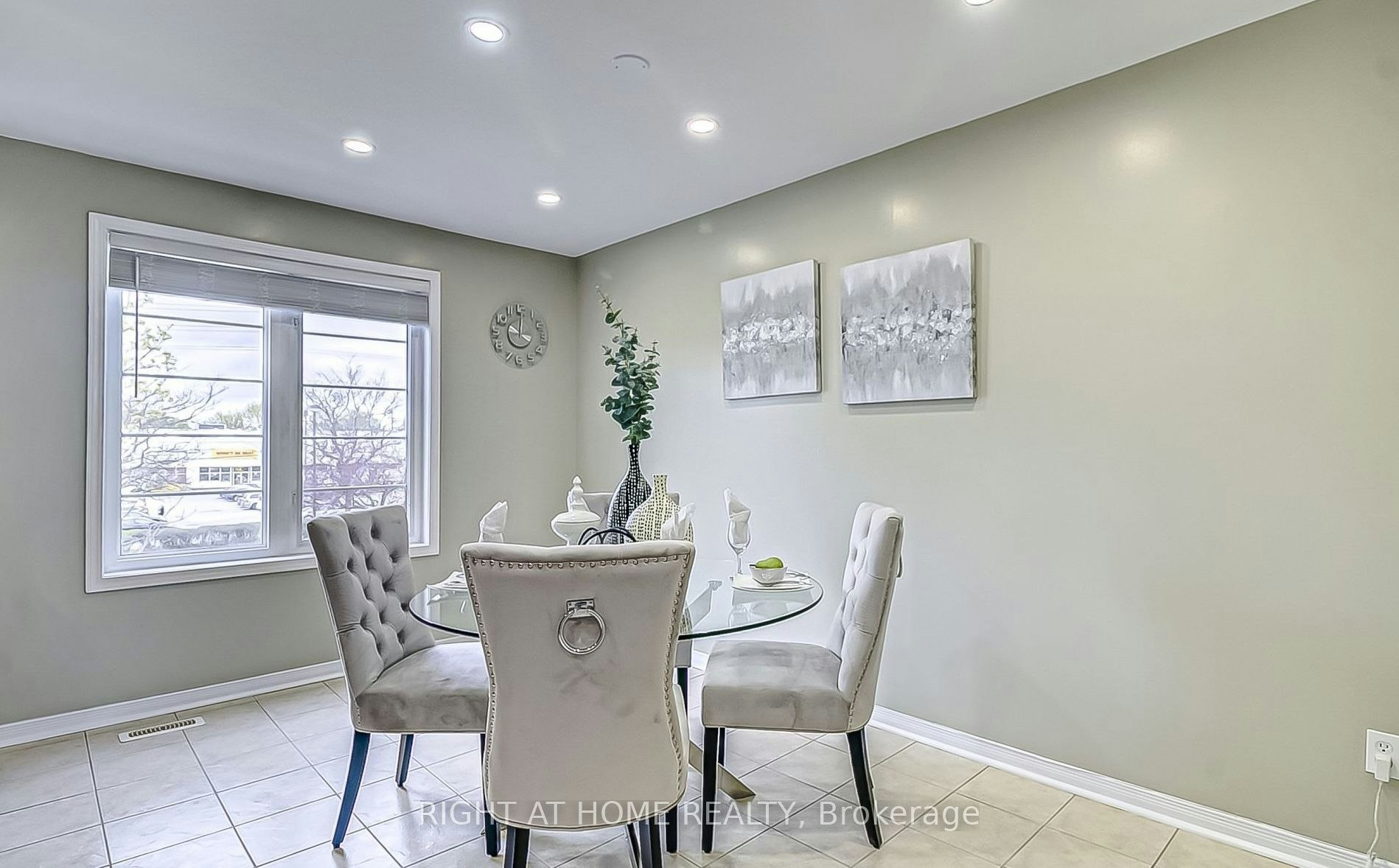 Main-164 Bayly Street W, Ajax, ON, L1S 0C3 - 10
