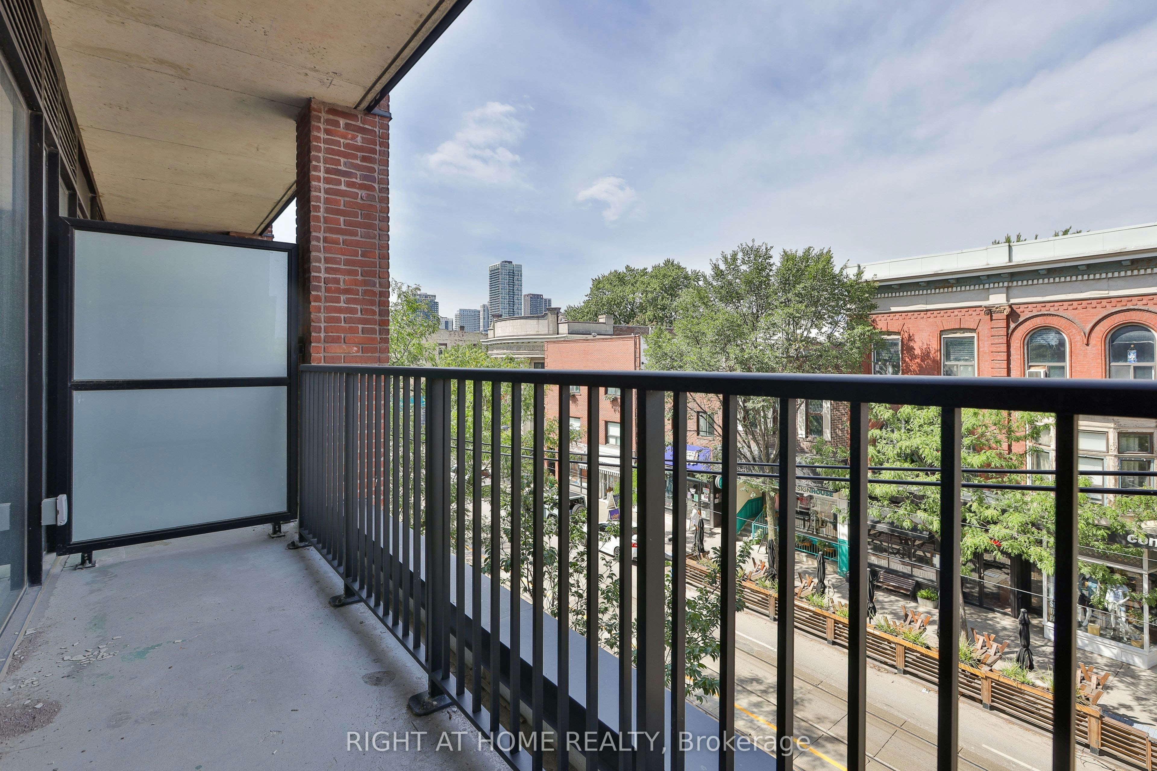 303-761 Queen Street E, Toronto, ON, M4M 1H3 - 7