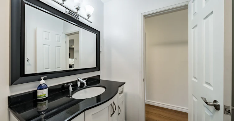 870 Modlin Road, Pickering, ON, L1W 1V7 - 27