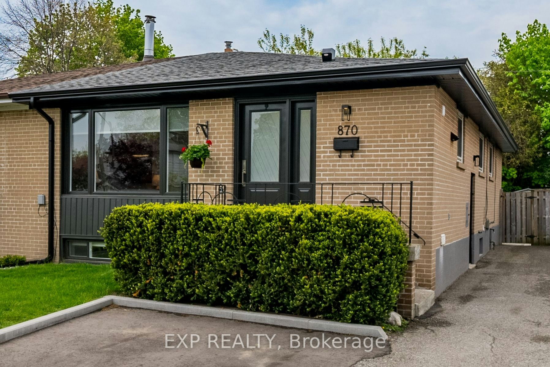 870 Modlin Road, Pickering, ON, L1W 1V7 - 3