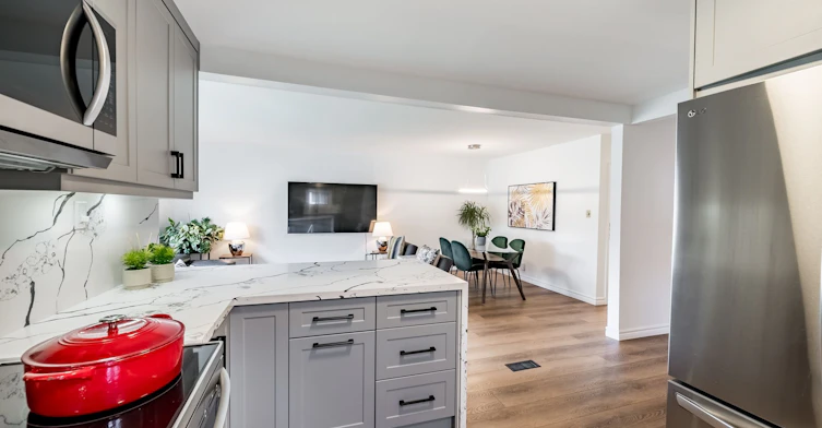 870 Modlin Road, Pickering, ON, L1W 1V7 - 21