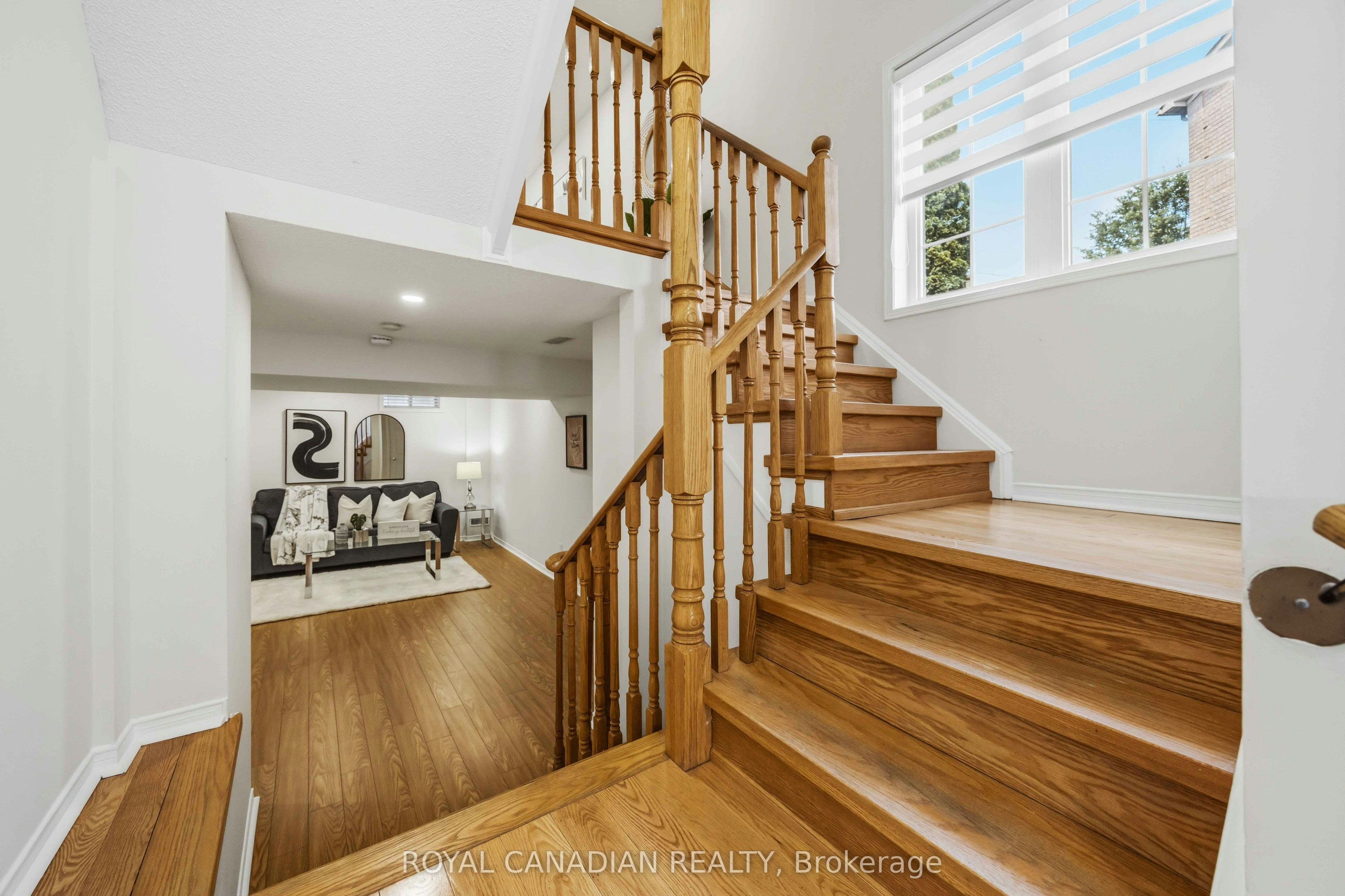 137 Stokely Crescent, Whitby, ON, L1N 9S9 - 8