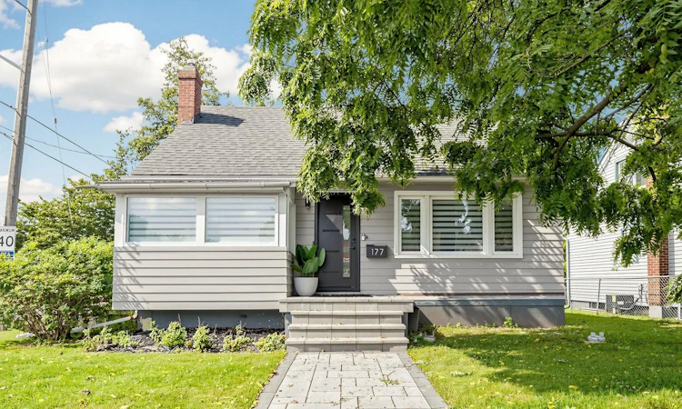 177 Park Road N