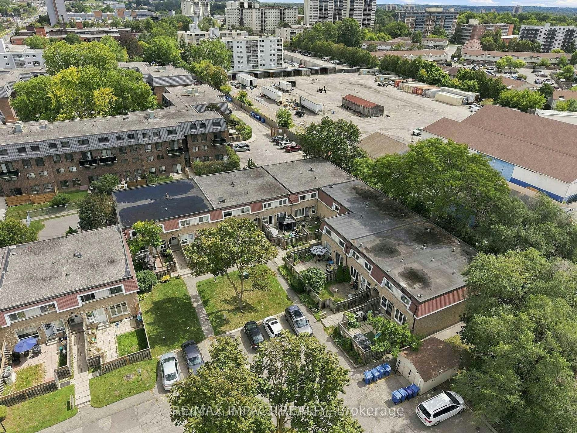 28-33 Taunton Road, Oshawa, ON, L1G 3T6