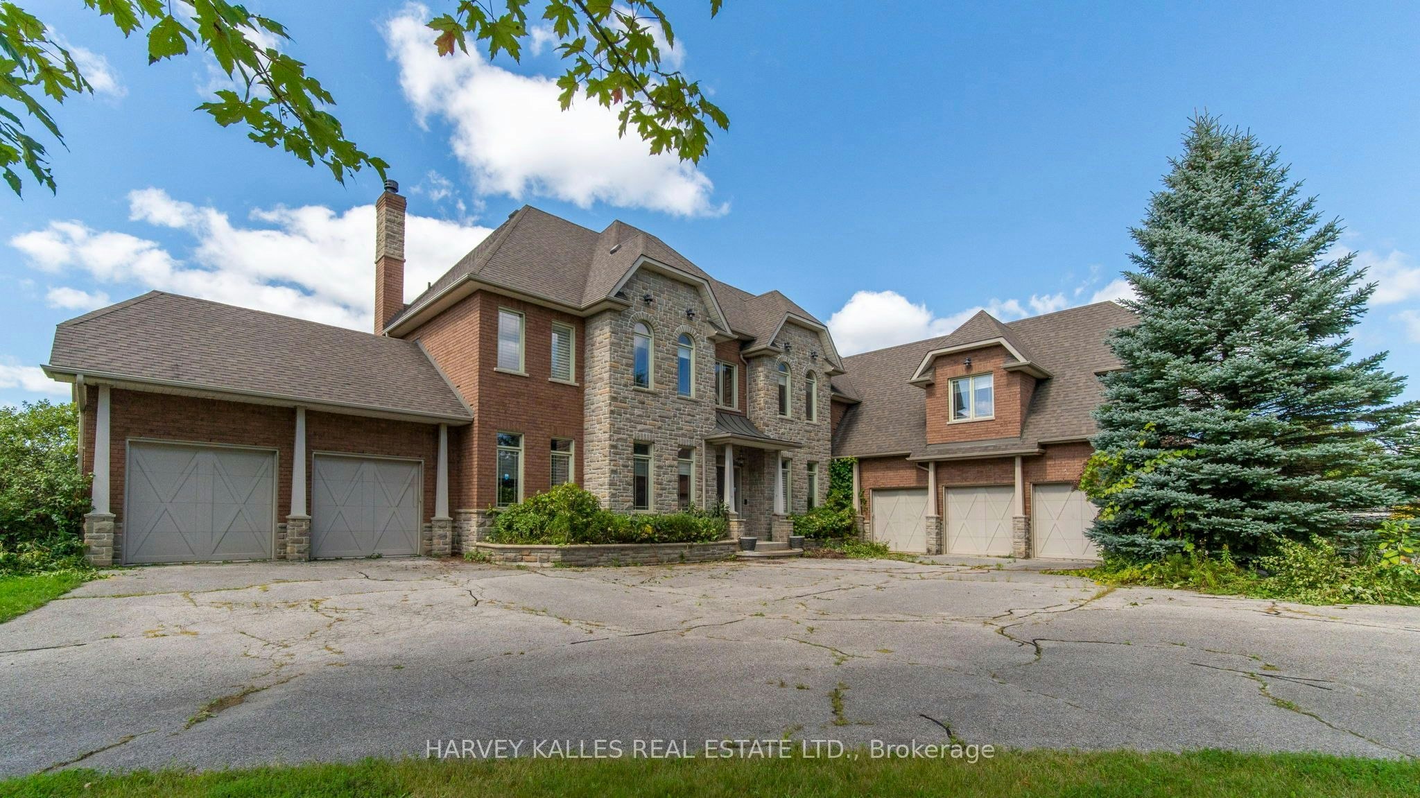 7472 Ashburn Road, Whitby, ON, L1M 1L4