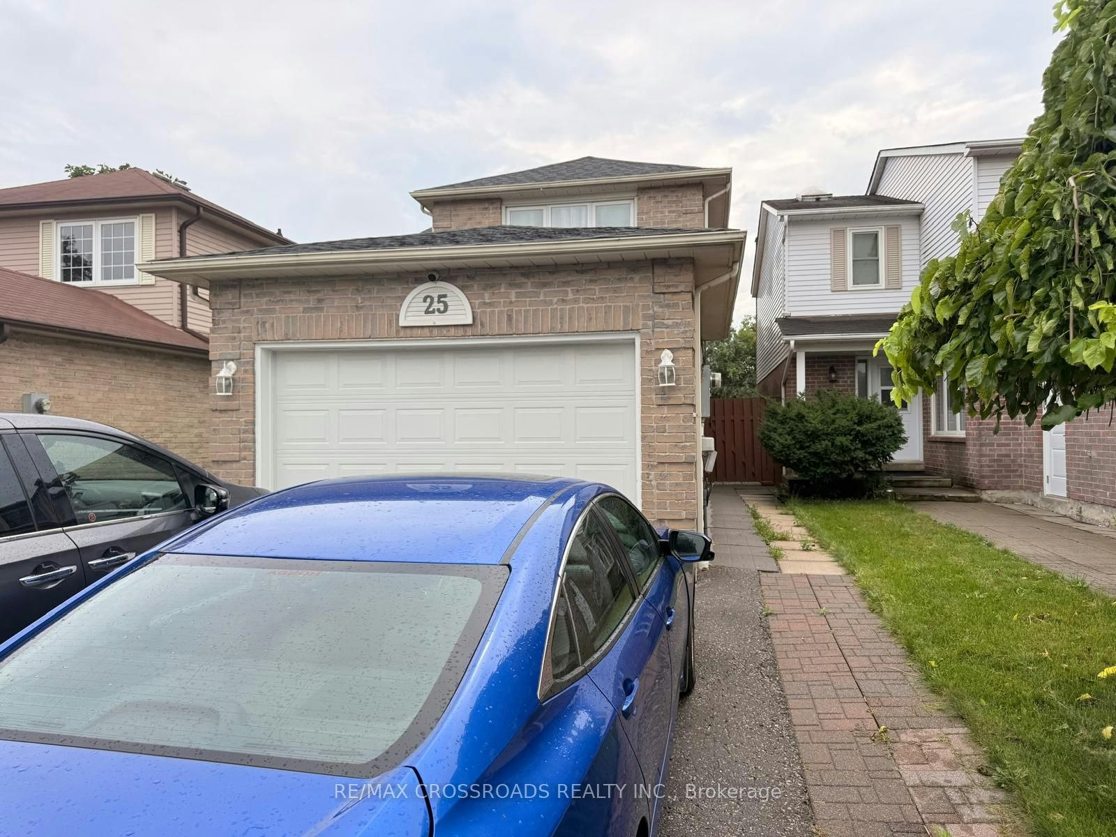 25 Barnes Drive, Ajax, ON, L1S 5C8