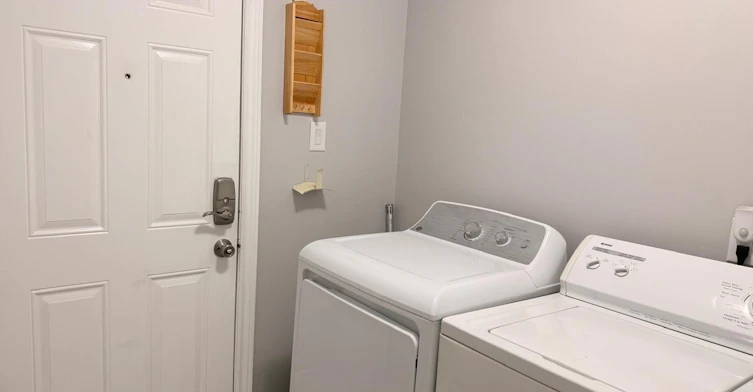 25 Barnes Drive, Ajax, ON, L1S 5C8 - 14