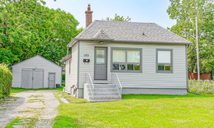 489 Dean Avenue