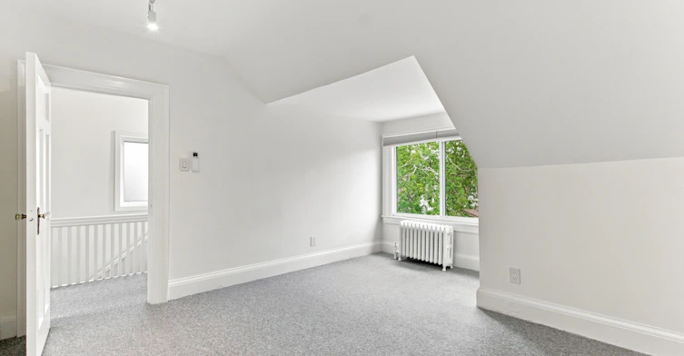 Upper-553 Broadview Avenue, Toronto, ON, M4K 2N7 - 20