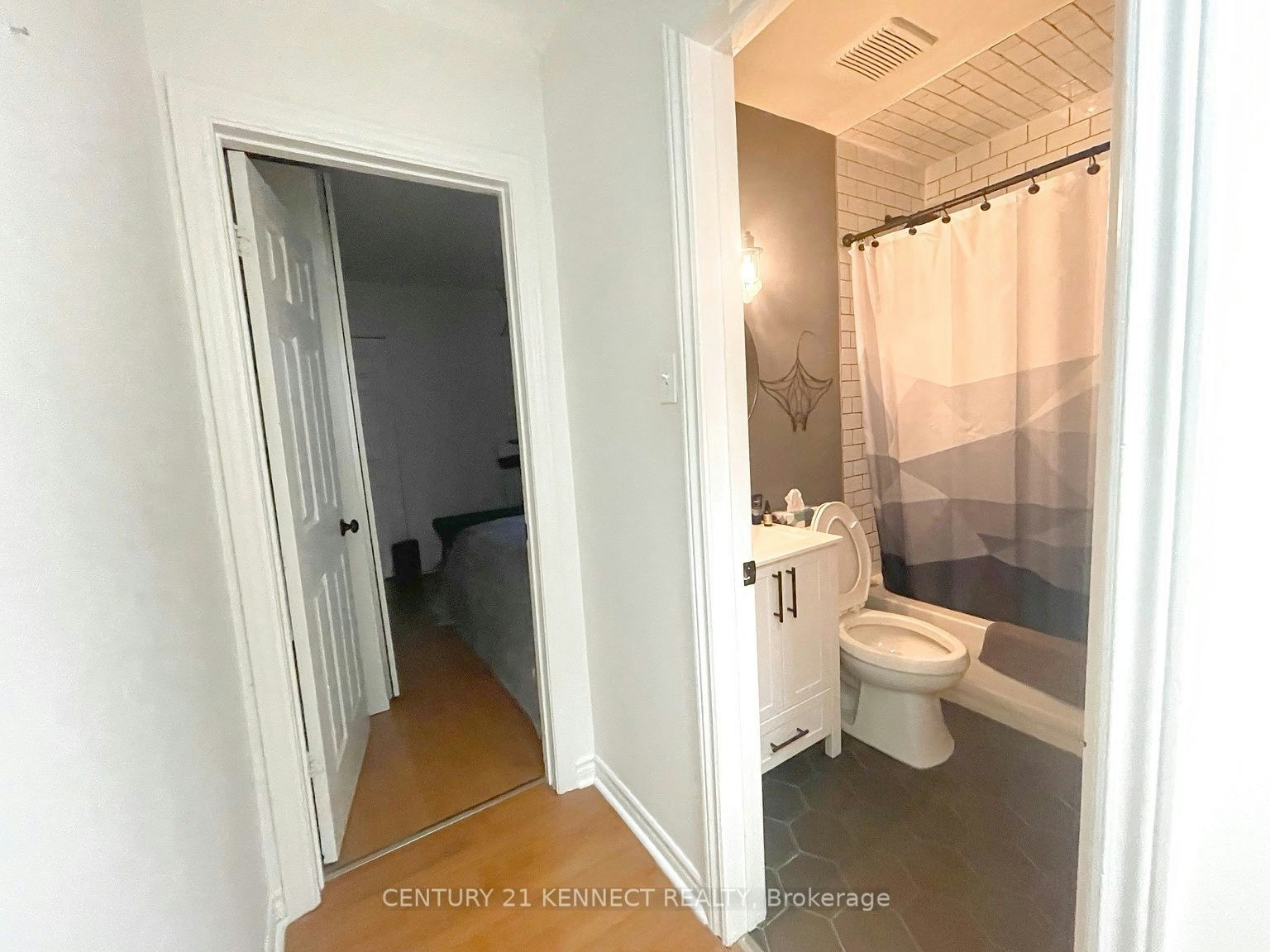 76 Browning Avenue, Toronto, ON, M4K 1W1 - 7