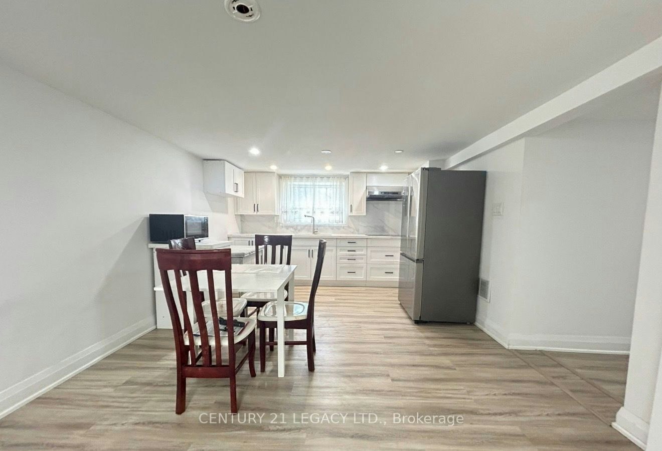 68 Singleton Road, Toronto, ON, M1R 1H9 - 2