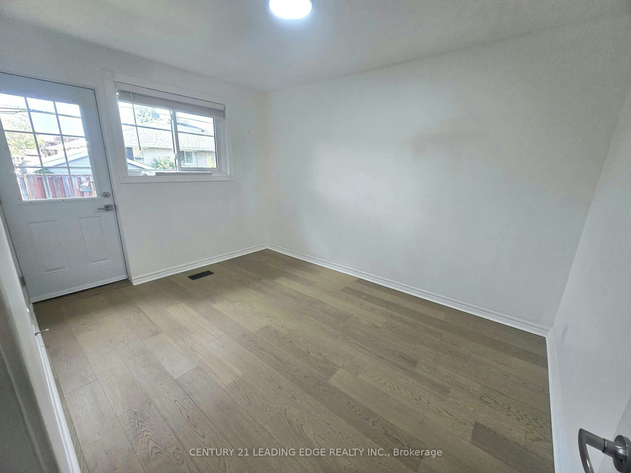 855 Zator Avenue, Pickering, ON, L1W 1Y2 - 32