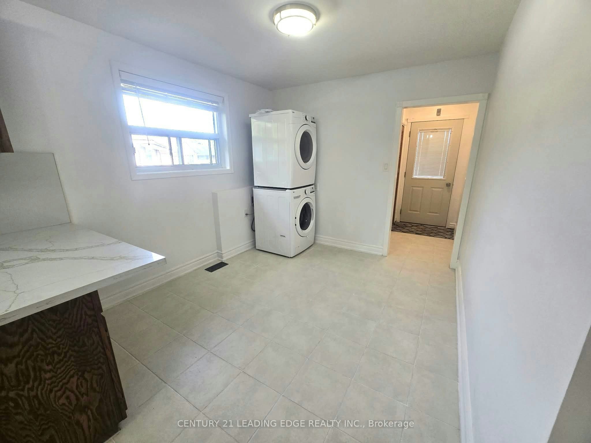 855 Zator Avenue, Pickering, ON, L1W 1Y2 - 19