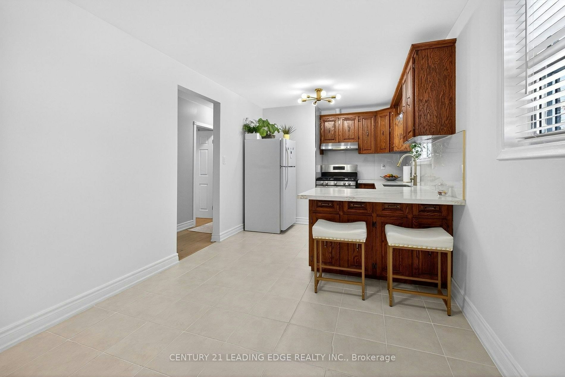 855 Zator Avenue, Pickering, ON, L1W 1Y2 - 16