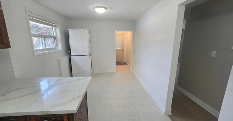 855 Zator Avenue, Pickering, ON, L1W 1Y2 - 20