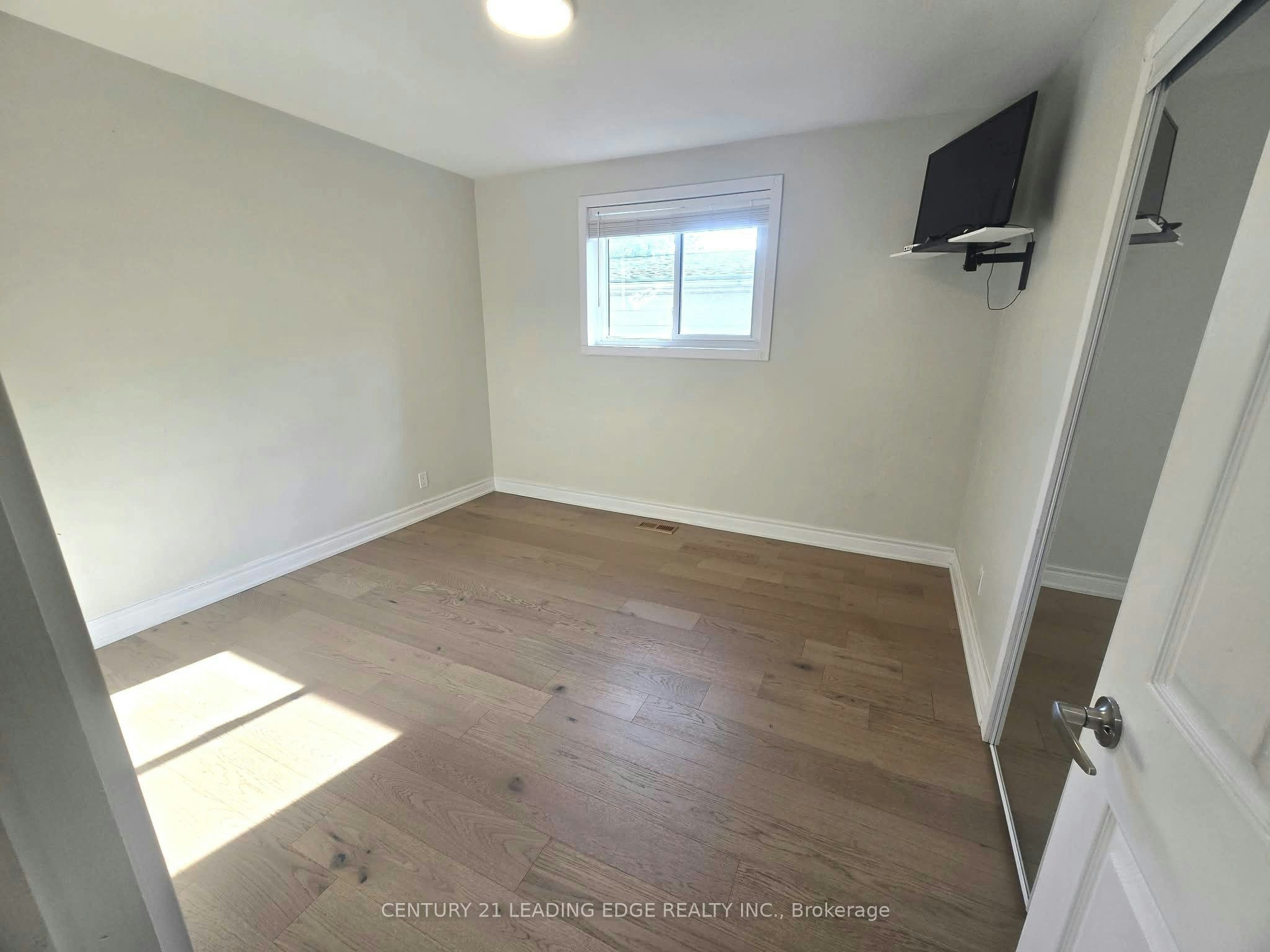 855 Zator Avenue, Pickering, ON, L1W 1Y2 - 38