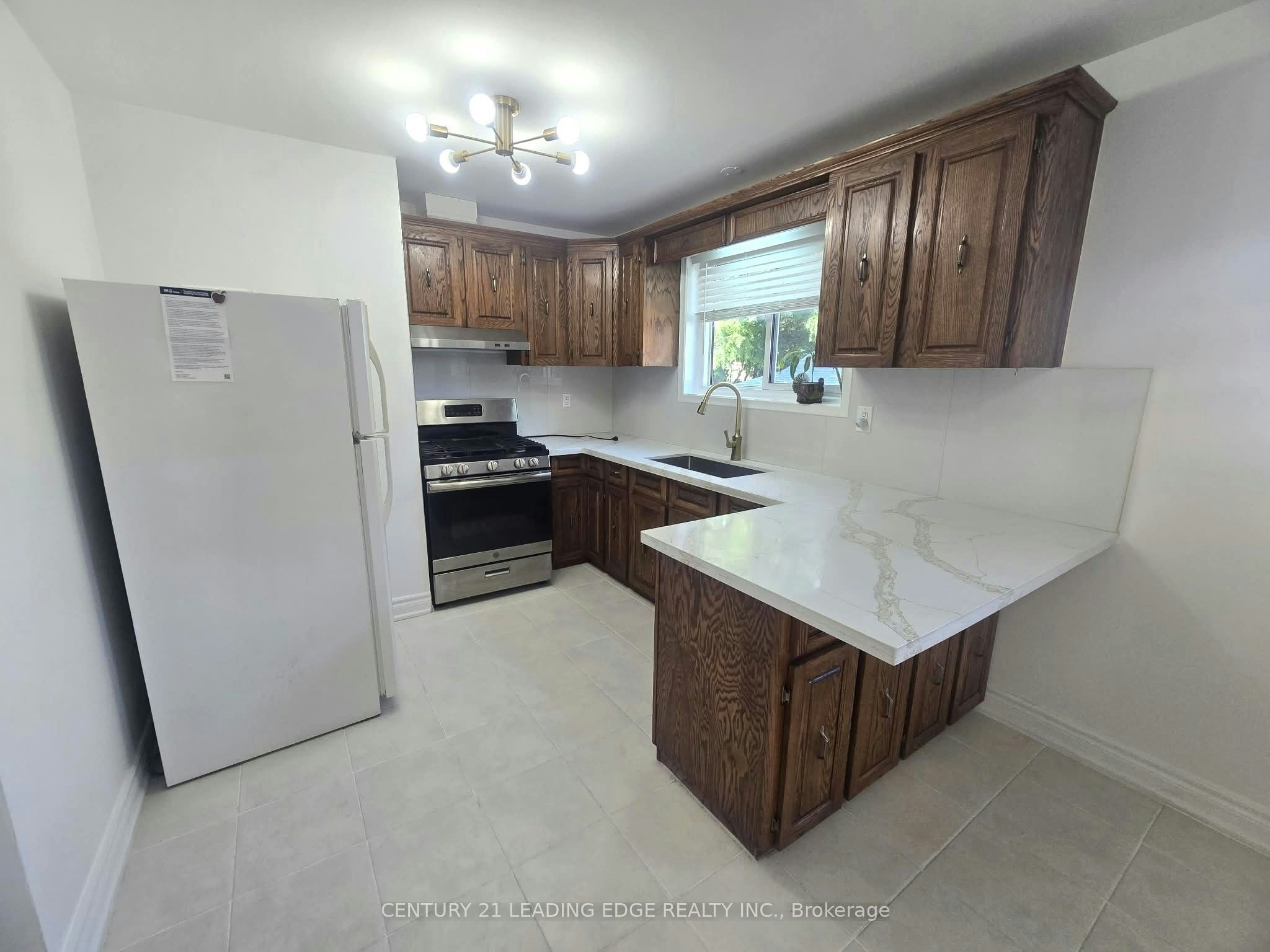 855 Zator Avenue, Pickering, ON, L1W 1Y2 - 13