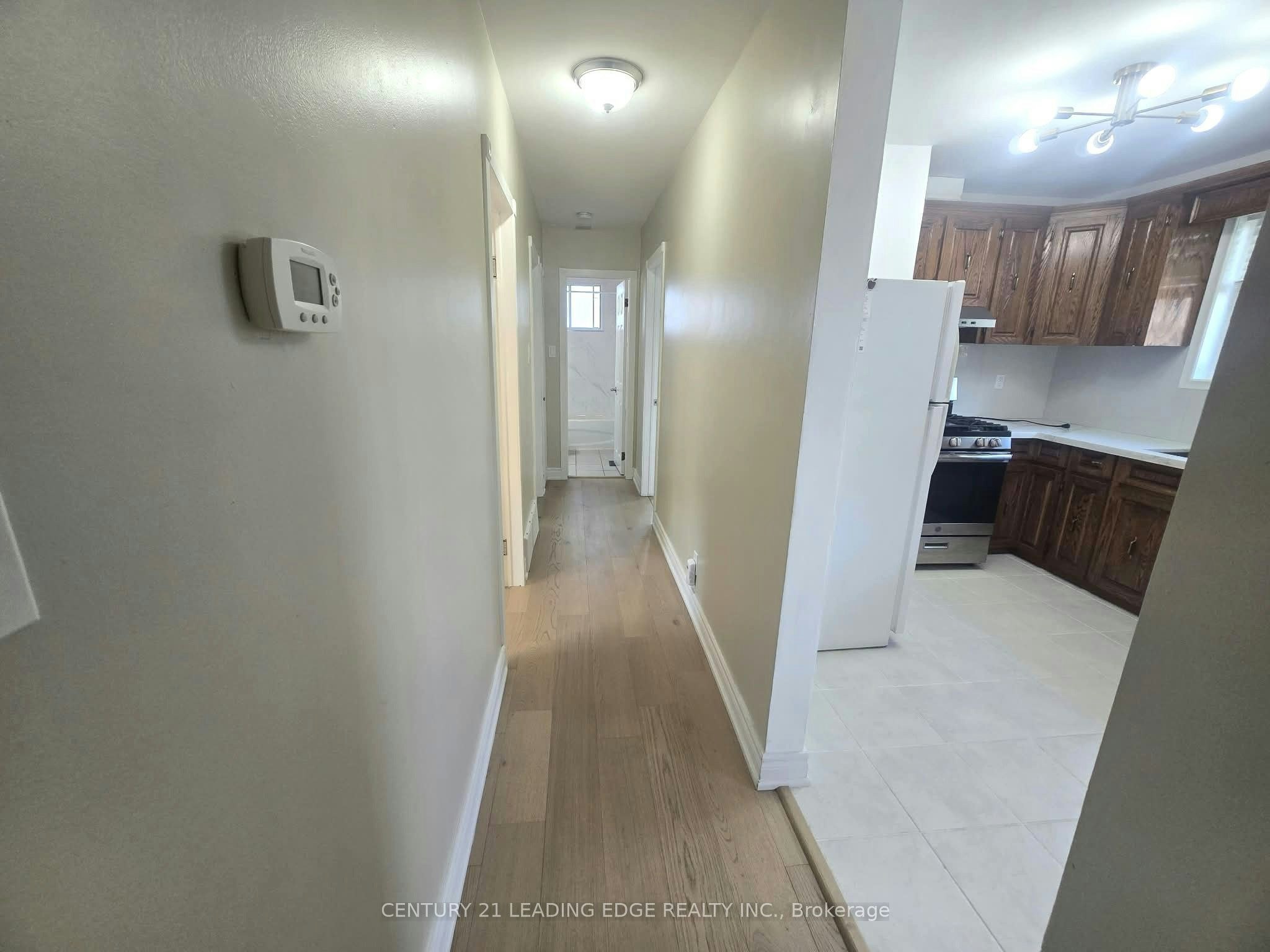 855 Zator Avenue, Pickering, ON, L1W 1Y2 - 21