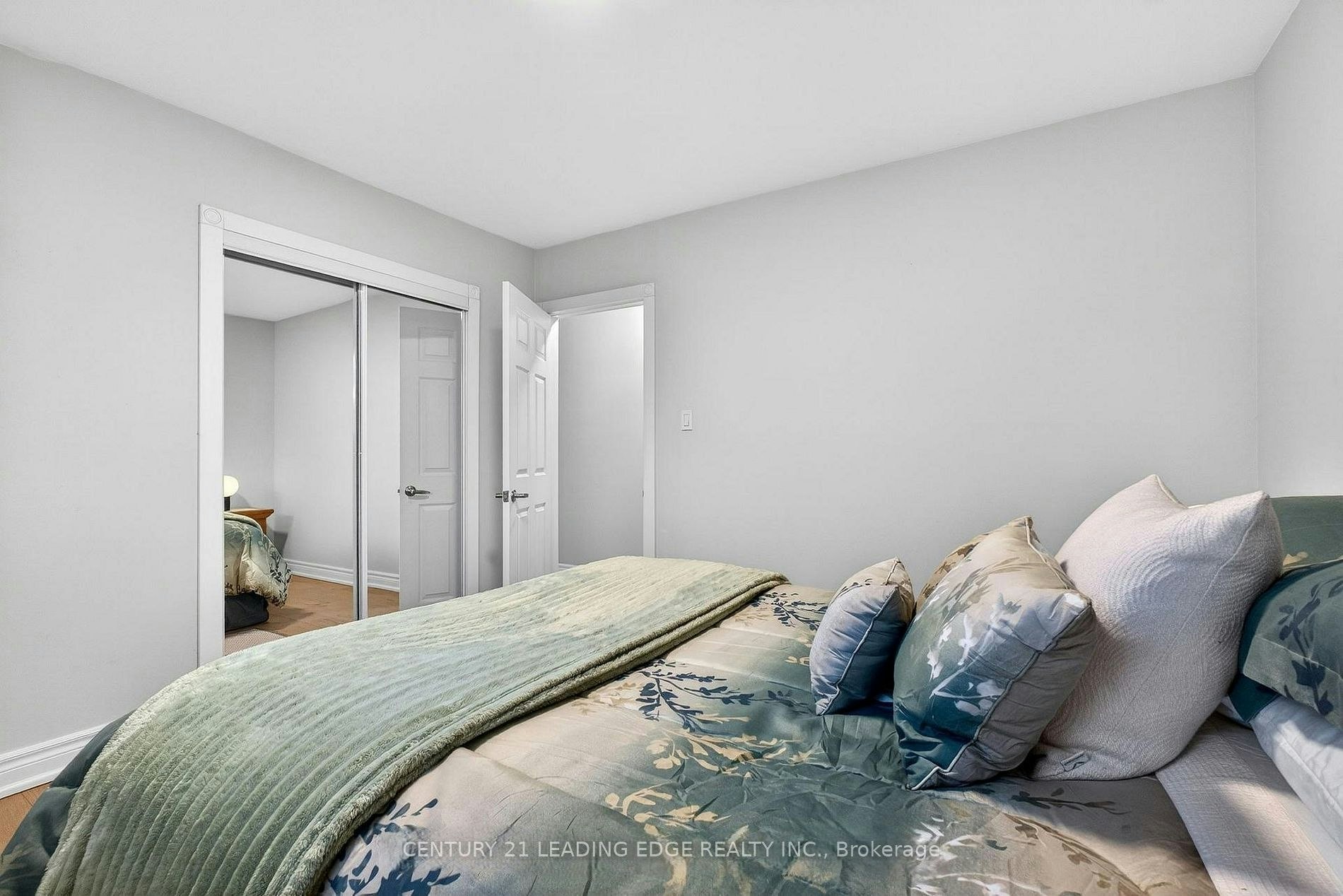 855 Zator Avenue, Pickering, ON, L1W 1Y2 - 40