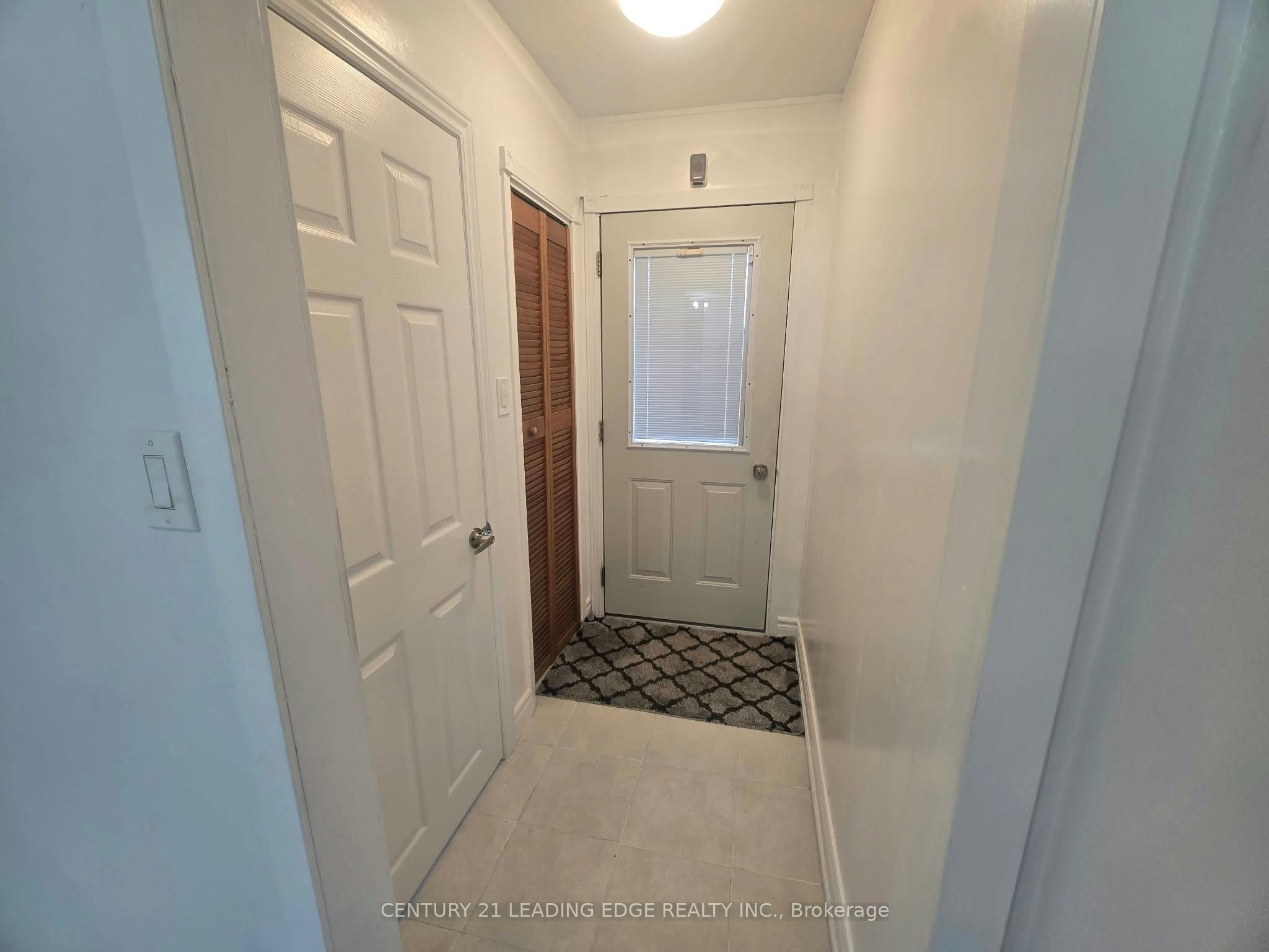 855 Zator Avenue, Pickering, ON, L1W 1Y2 - 9