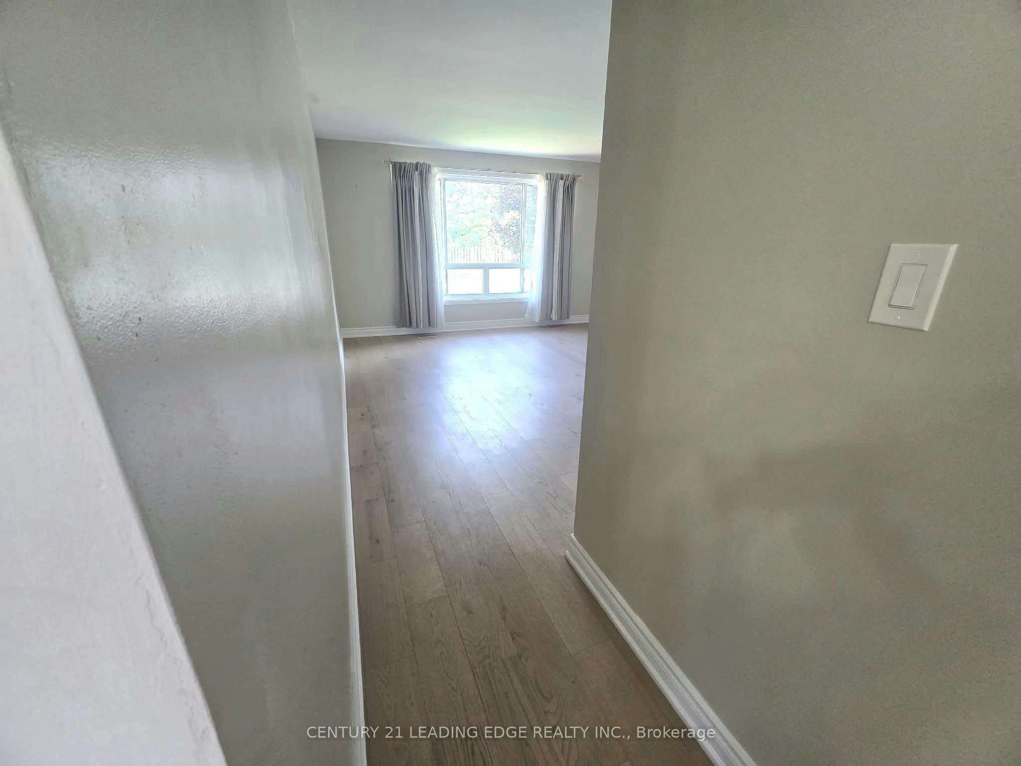 855 Zator Avenue, Pickering, ON, L1W 1Y2 - 22