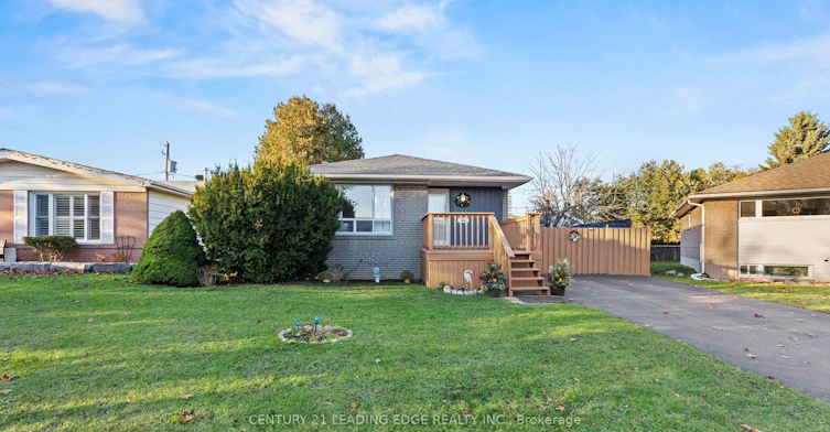 855 Zator Avenue, Pickering, ON, L1W 1Y2 - 2