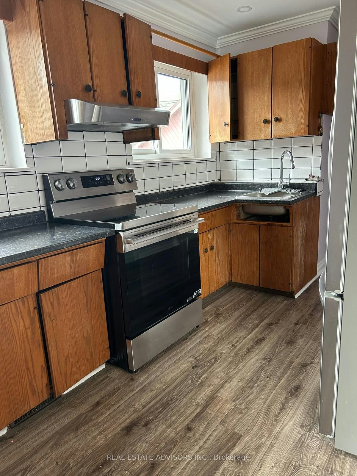 46 Huddleston Court, Toronto, ON, M1L 4L2 - 5
