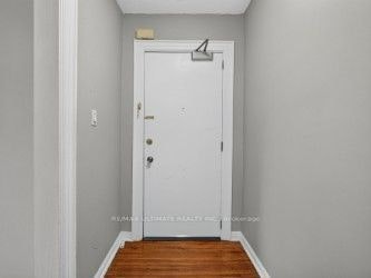 5-2360 Queen Street E, Toronto, ON, M4E 1H3 - 5