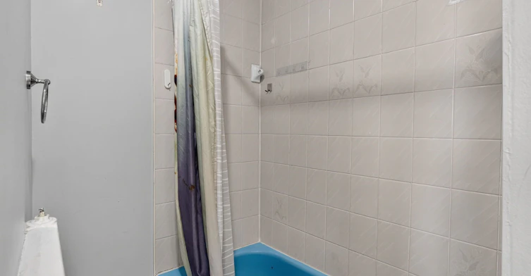 5-2360 Queen Street E, Toronto, ON, M4E 1H3 - 18