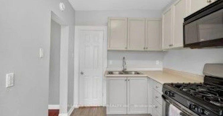 5-2360 Queen Street E, Toronto, ON, M4E 1H3 - 17
