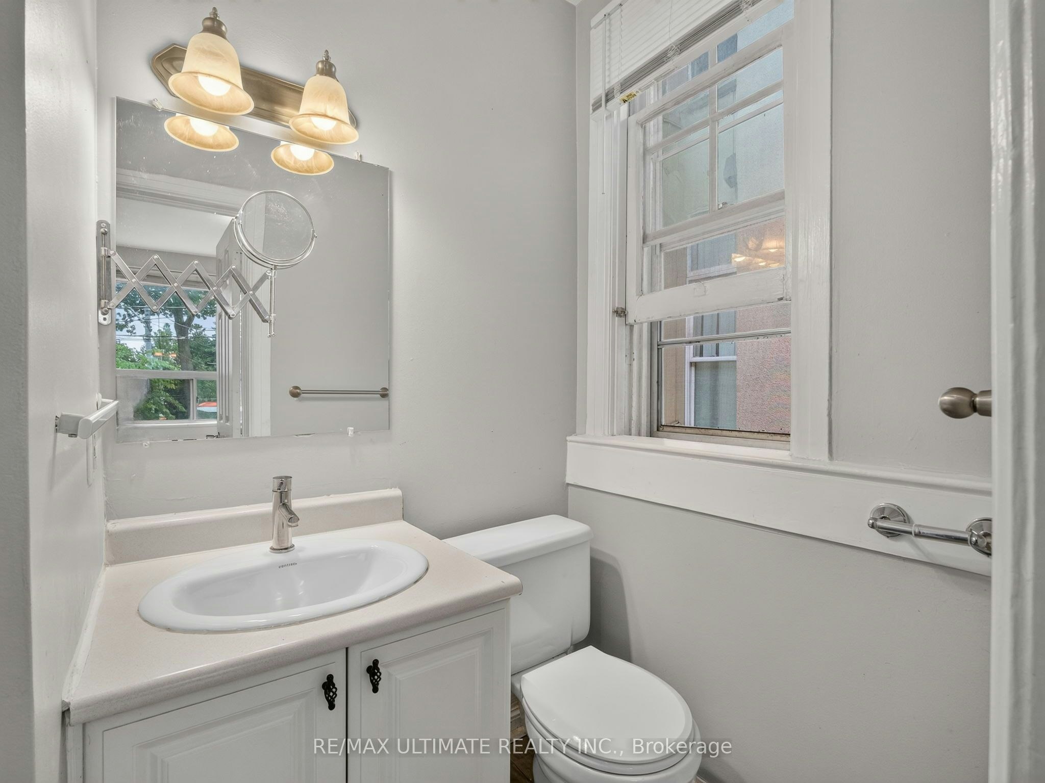5-2360 Queen Street E, Toronto, ON, M4E 1H3 - 17
