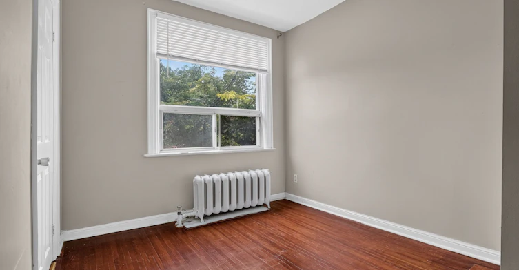 5-2360 Queen Street E, Toronto, ON, M4E 1H3 - 11