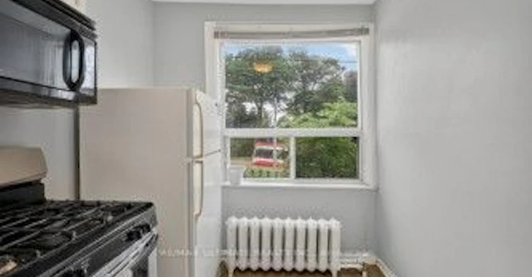 5-2360 Queen Street E, Toronto, ON, M4E 1H3 - 16