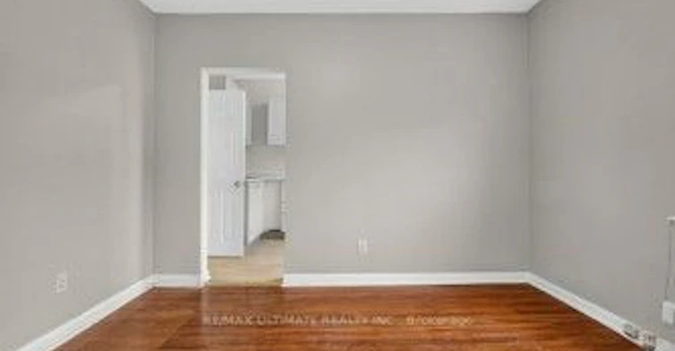 5-2360 Queen Street E, Toronto, ON, M4E 1H3 - 7