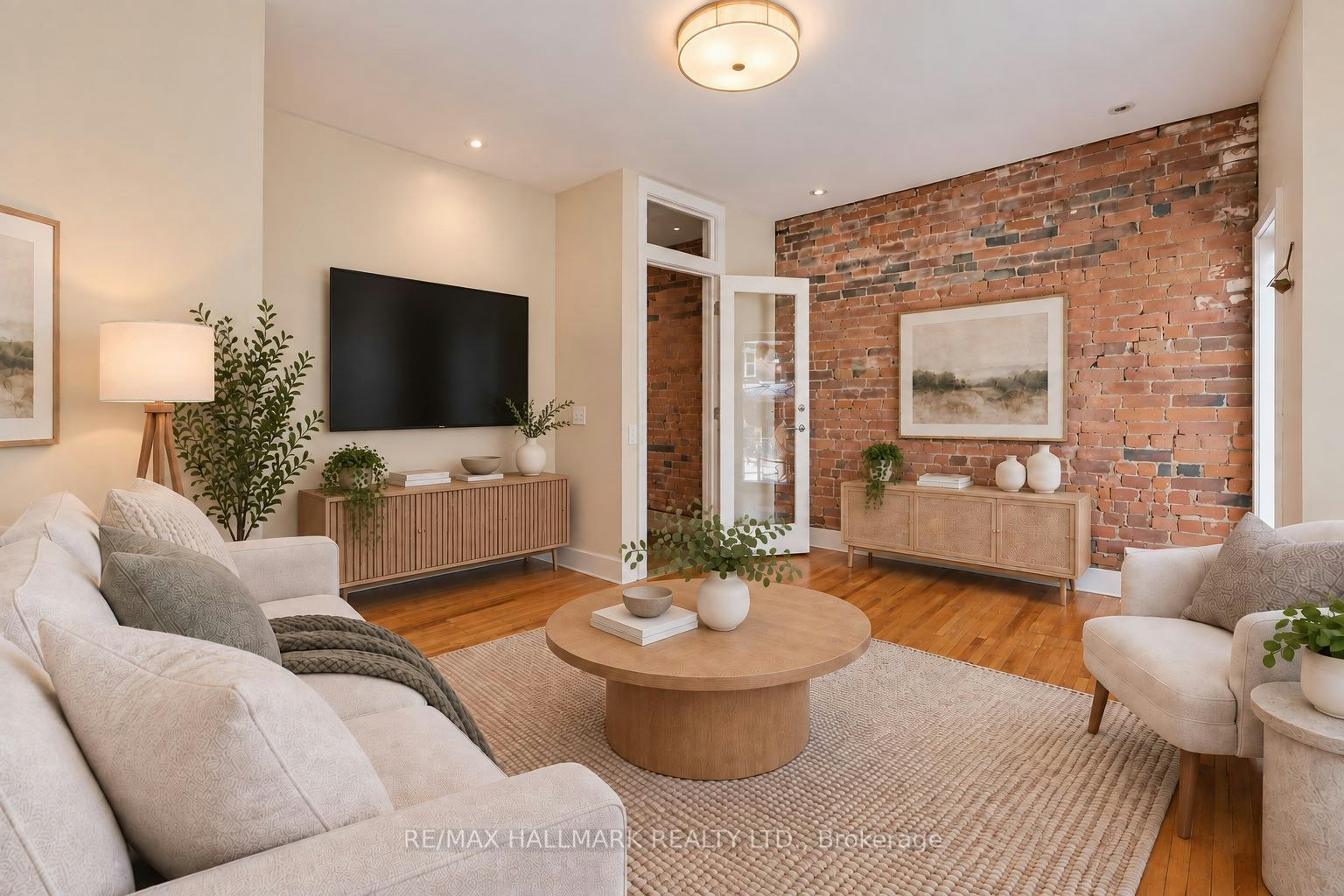 Upper-6 Prust Avenue, Toronto, ON, M4L 2M8 - 6
