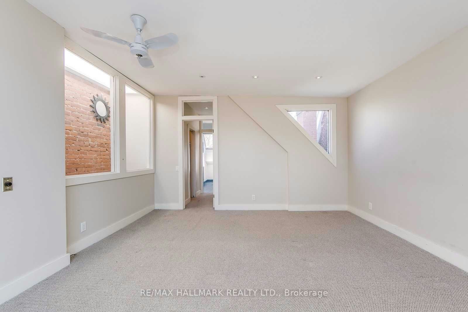 Upper-6 Prust Avenue, Toronto, ON, M4L 2M8 - 23