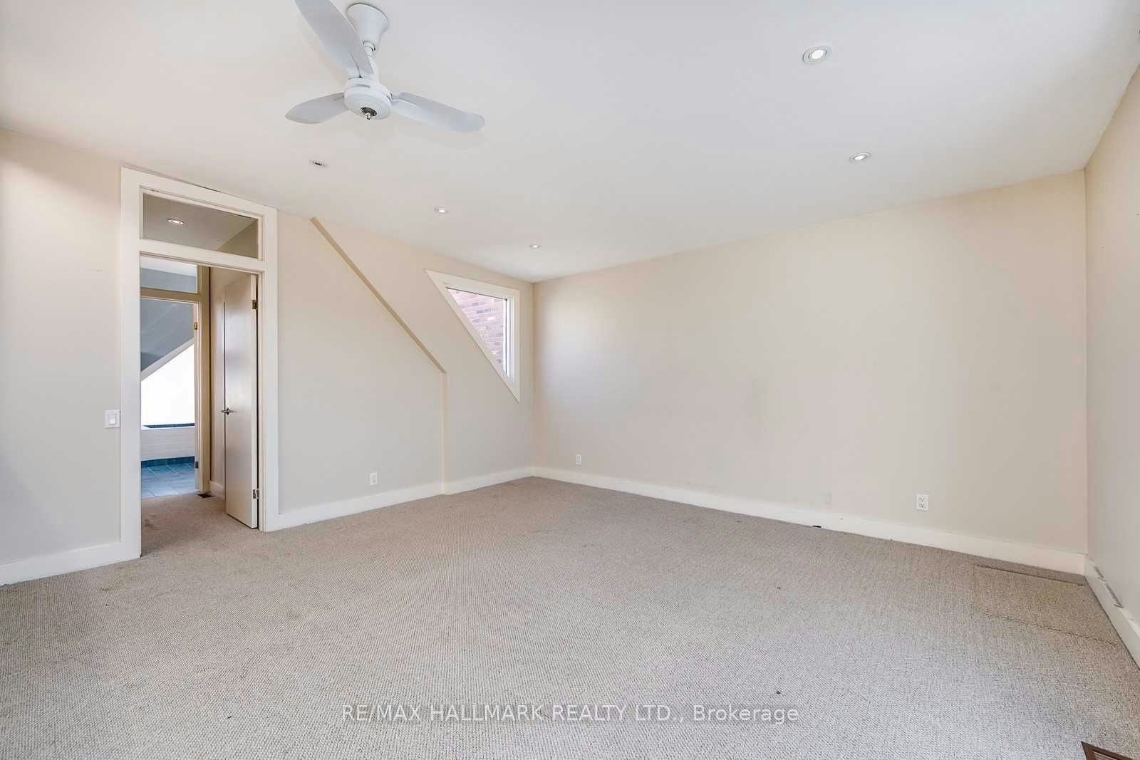 Upper-6 Prust Avenue, Toronto, ON, M4L 2M8 - 21