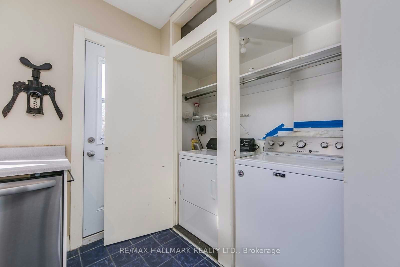 Upper-6 Prust Avenue, Toronto, ON, M4L 2M8 - 11