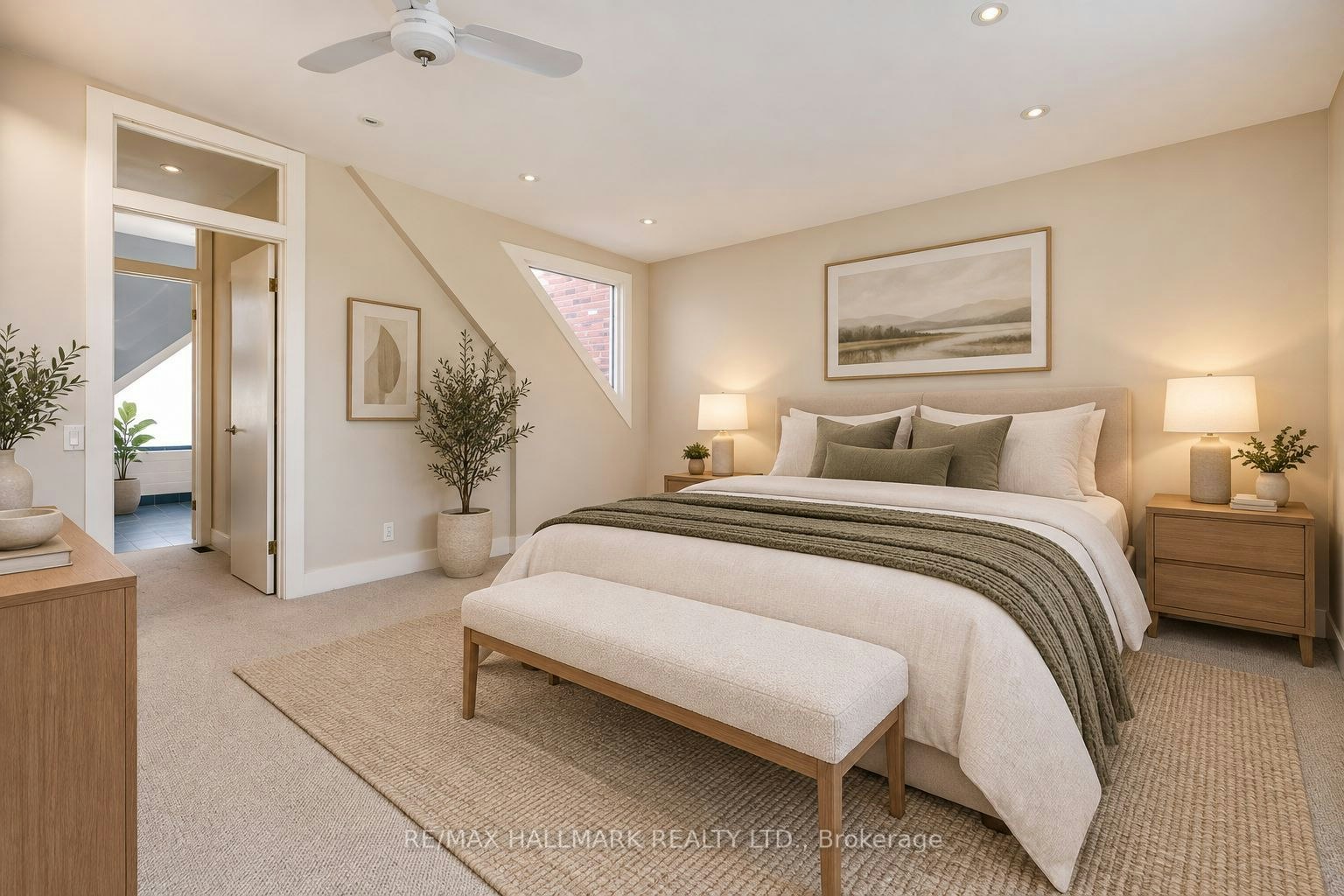 Upper-6 Prust Avenue, Toronto, ON, M4L 2M8 - 20