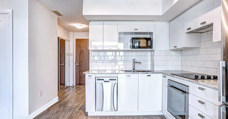 320-275 Village Green Square, Toronto, ON, M1S 0L8 - 7
