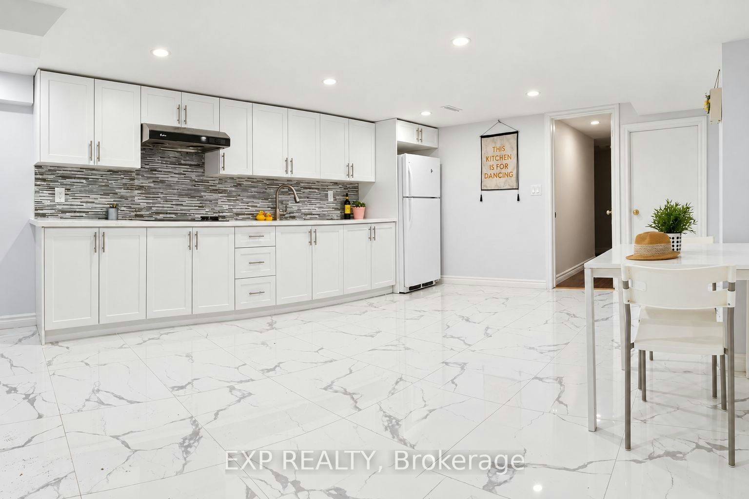 Basement-236 Munro Street, Toronto, ON, M4M 2C2 - 4