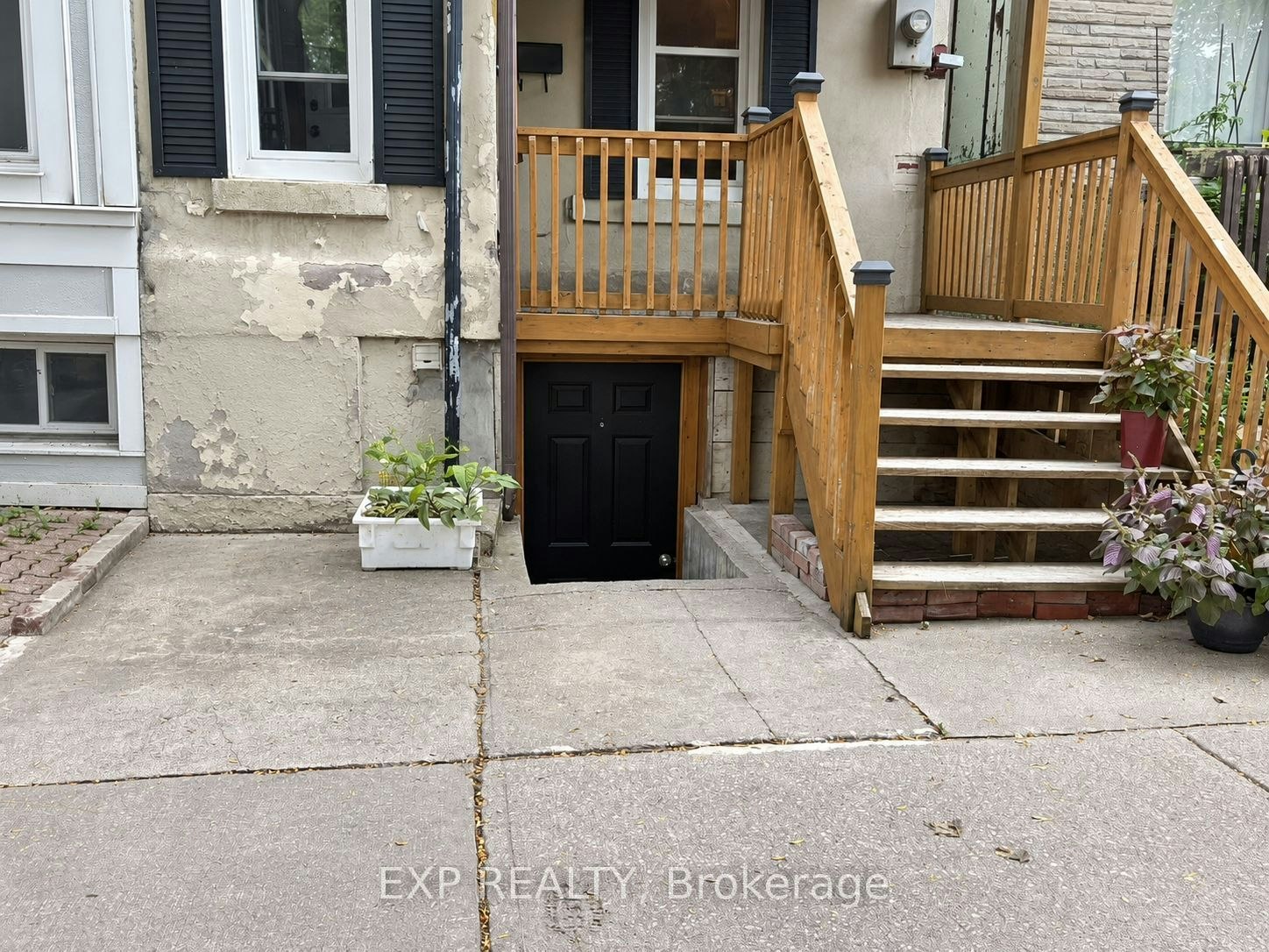 Basement-236 Munro Street, Toronto, ON, M4M 2C2
