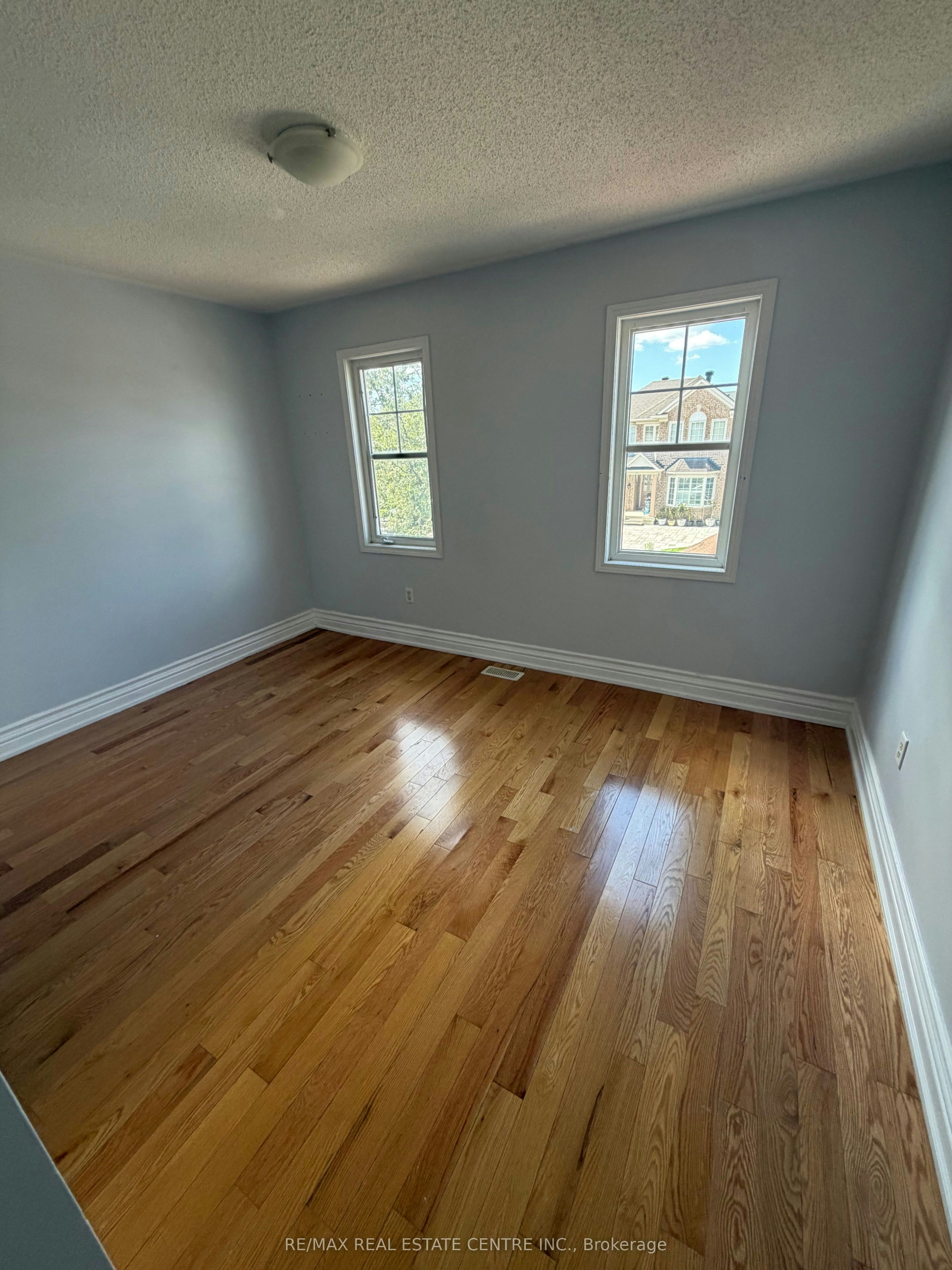 Upper-17 Millcar Drive, Toronto, ON, M1B 6J6 - 12