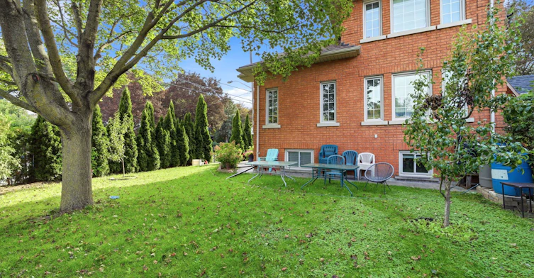 BSMT-2 Denvale Road, Toronto, ON, M4B 3B4 - 22