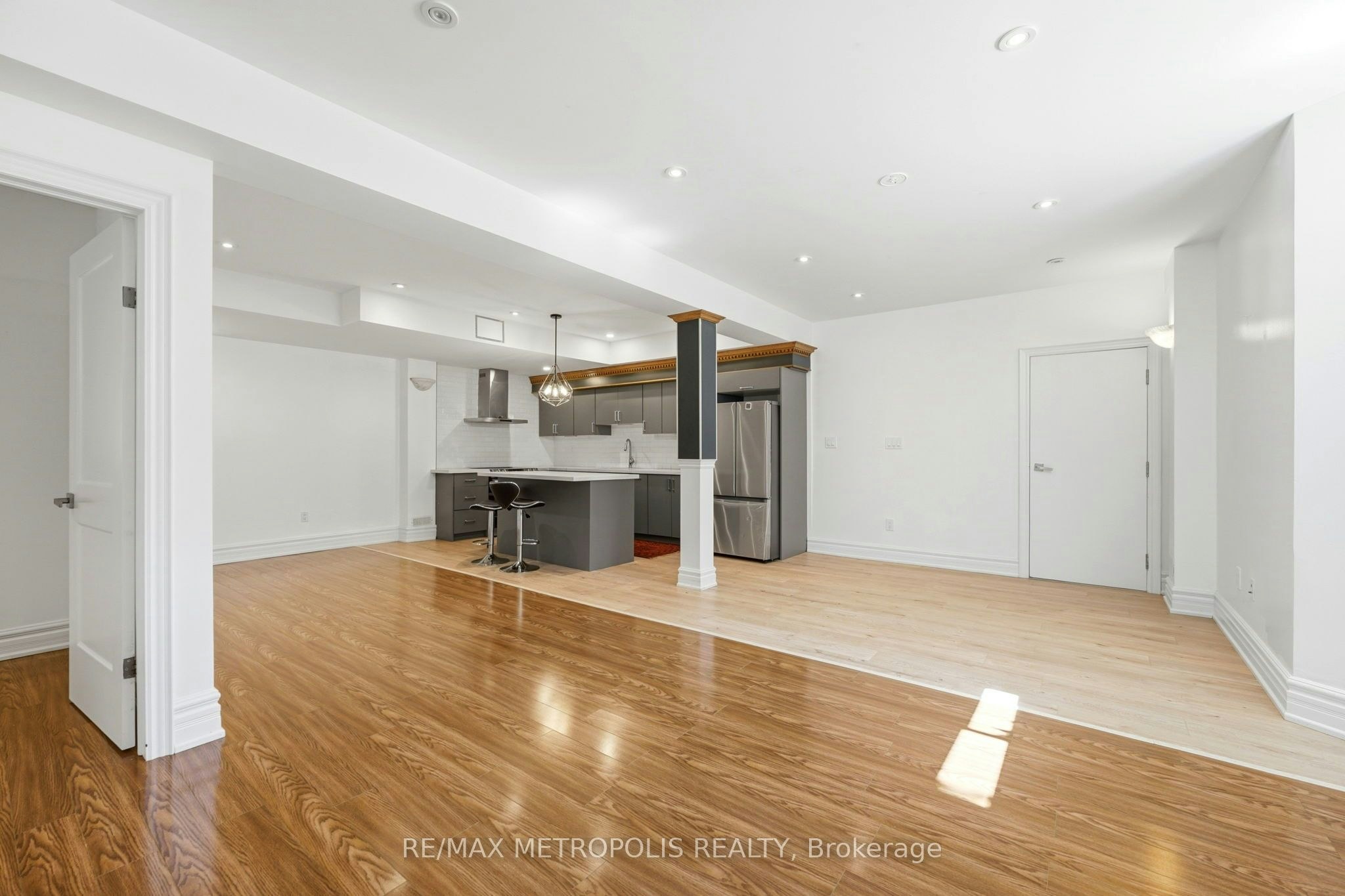 BSMT-2 Denvale Road, Toronto, ON, M4B 3B4 - 7