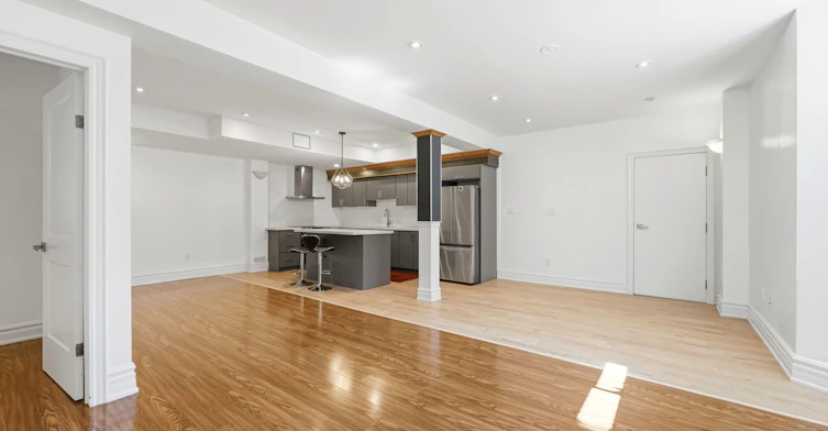 BSMT-2 Denvale Road, Toronto, ON, M4B 3B4 - 7