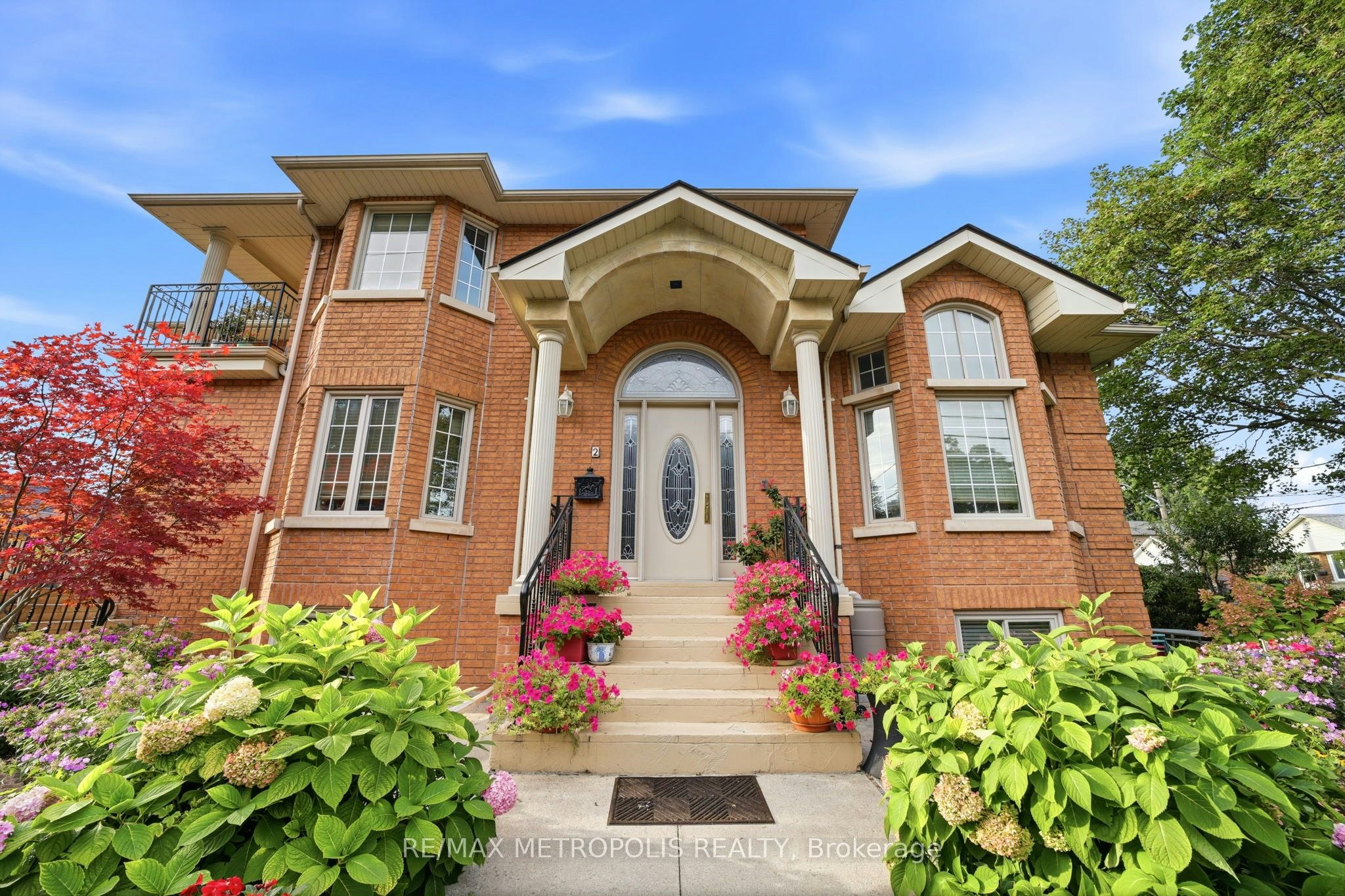 BSMT-2 Denvale Road, Toronto, ON, M4B 3B4 - 2