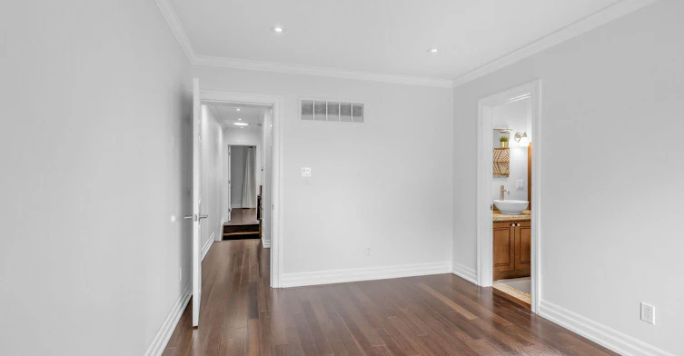 797 Eastern Avenue, Toronto, ON, M4M 1E9 - 36