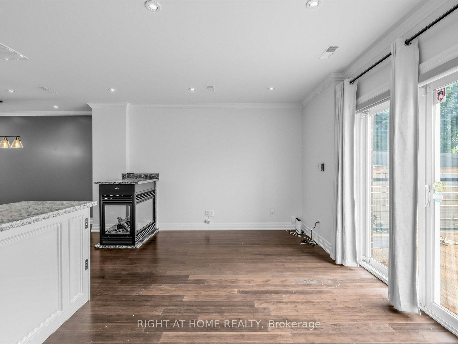 797 Eastern Avenue, Toronto, ON, M4M 1E9 - 28